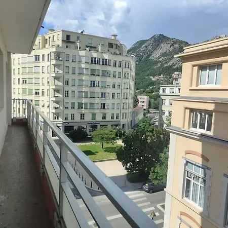 La Lena - Proche Gare & Lit Double * Grenoble