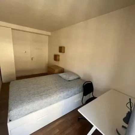 La Lena - Proche Gare & Lit Double Apartamento *